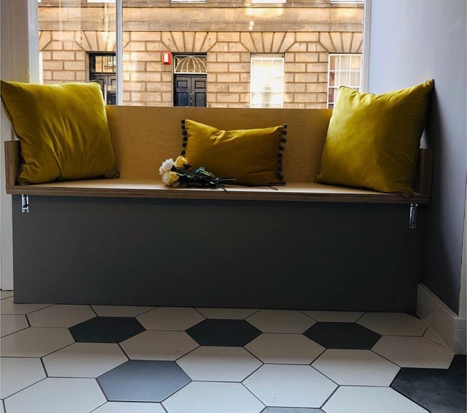Edinburgh fit out bg